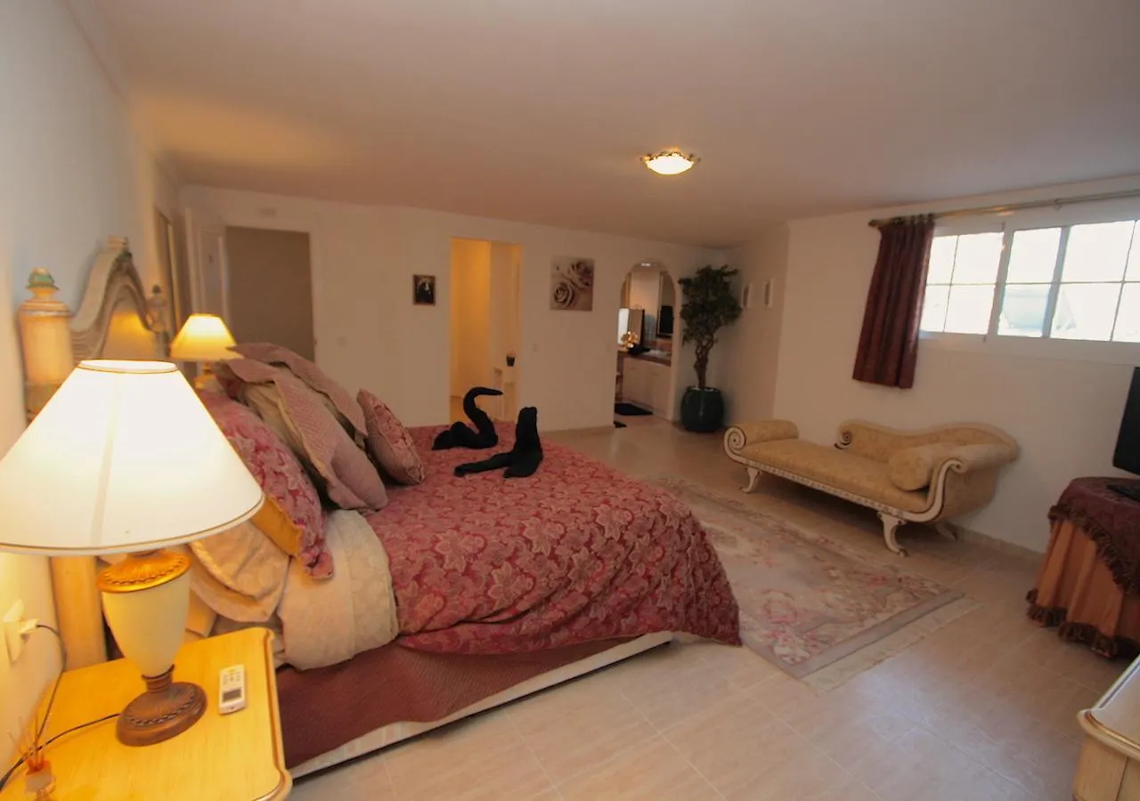 Bed & Breakfast Casa Brabant Hotel Mijas
